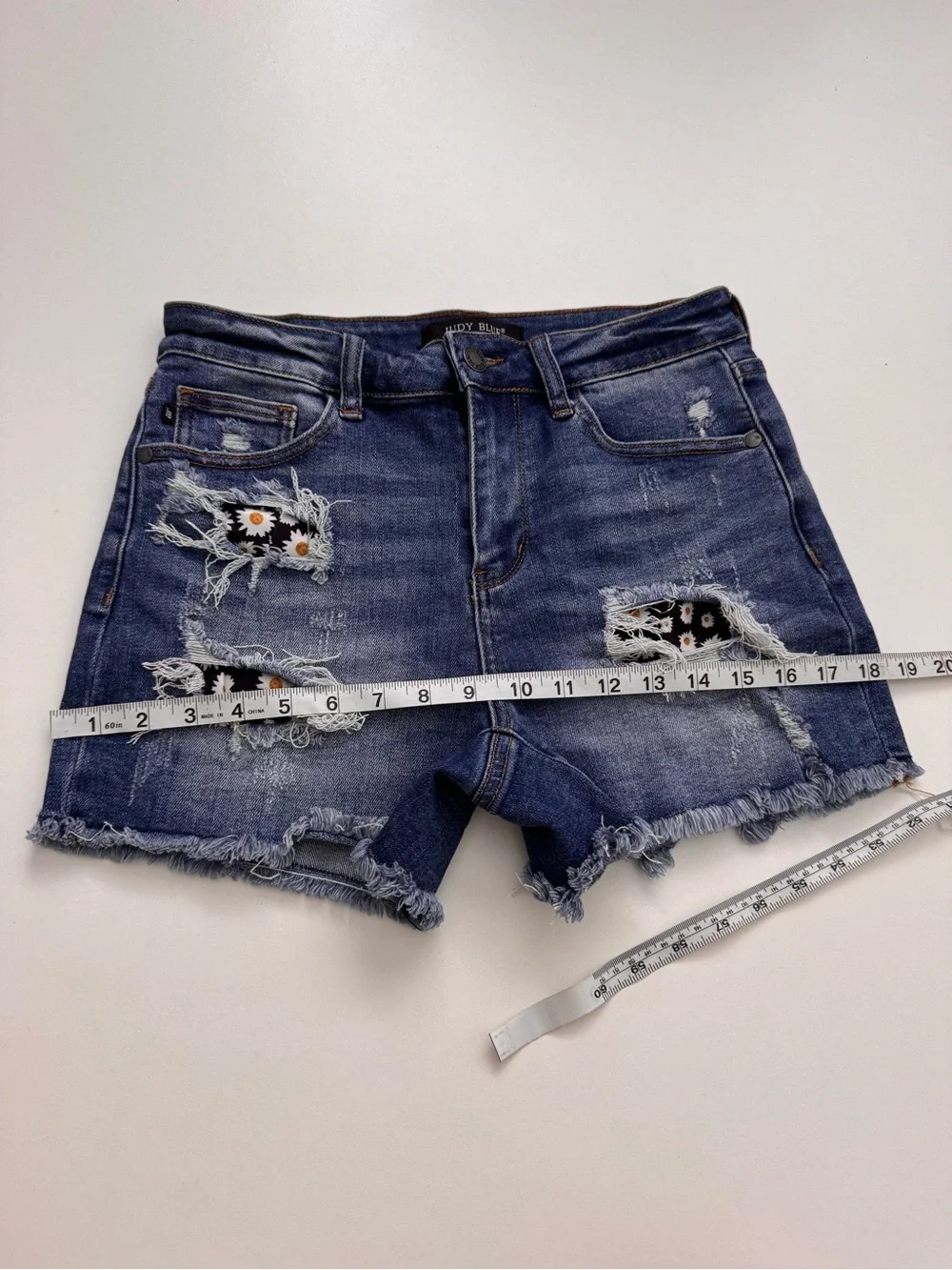 Judy Blue Daisy Patch Distressed Denim Skort Size S